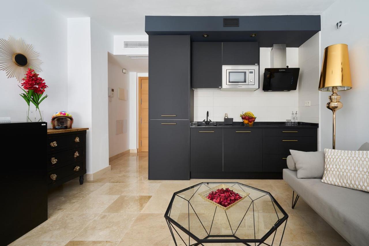 Studio Deluxe With Shared Roof Terrace Malaga Bagian luar foto